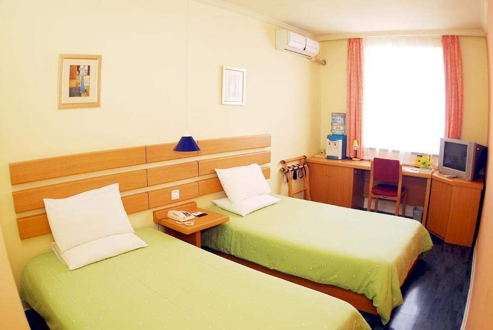 Home Inn Guangzhou Guangdong University Of Foreign Studies Baiyun Avenue エクステリア 写真
